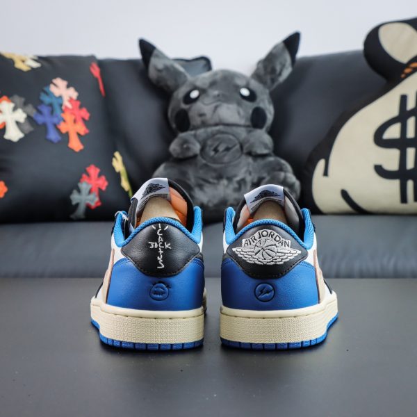 Back heel of Travis Scott Fragment Design Jordan 1 Low reps featuring Cactus Jack and Fragment Design logos