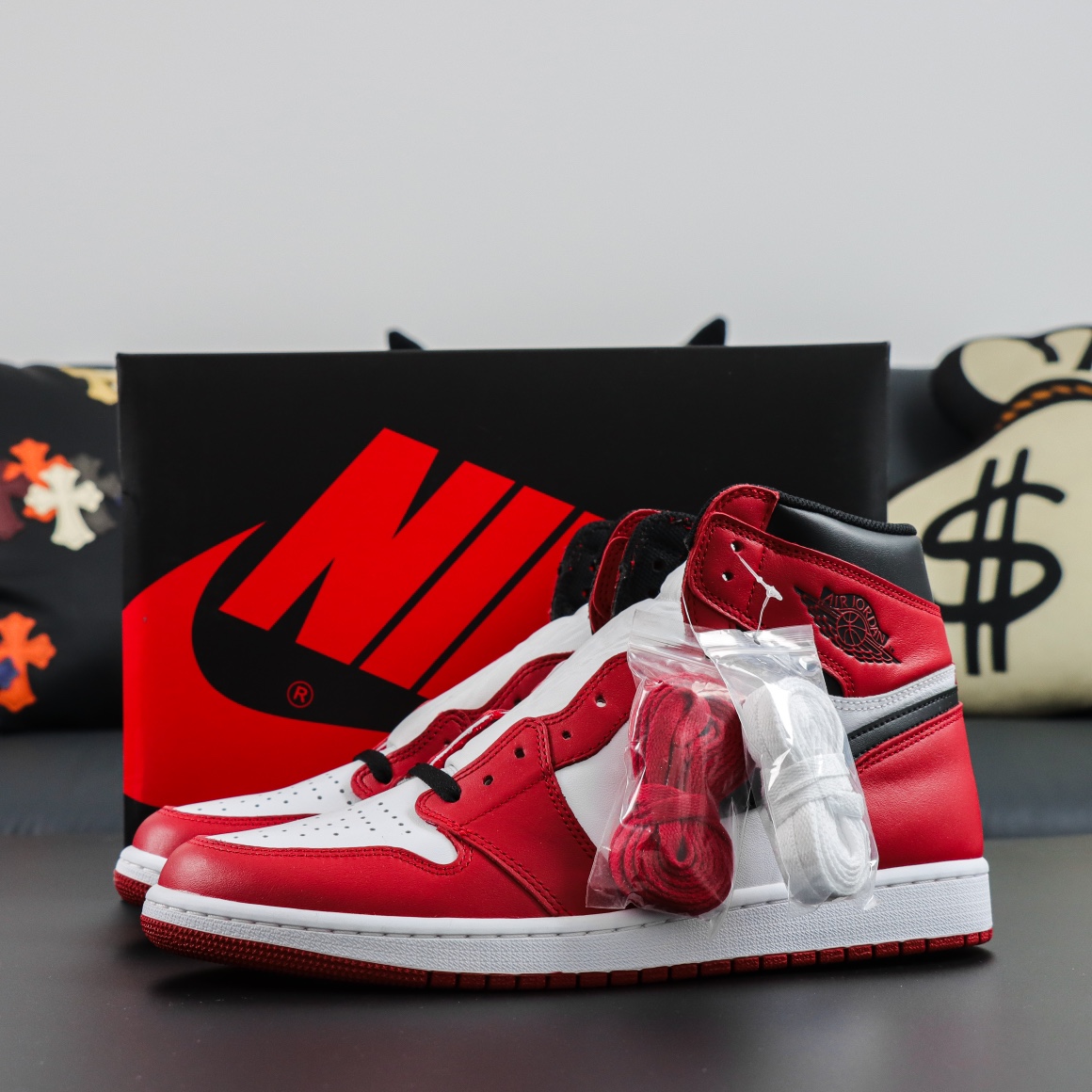 Jordan 1 Chicago rep with box in red, white, and black color blocking