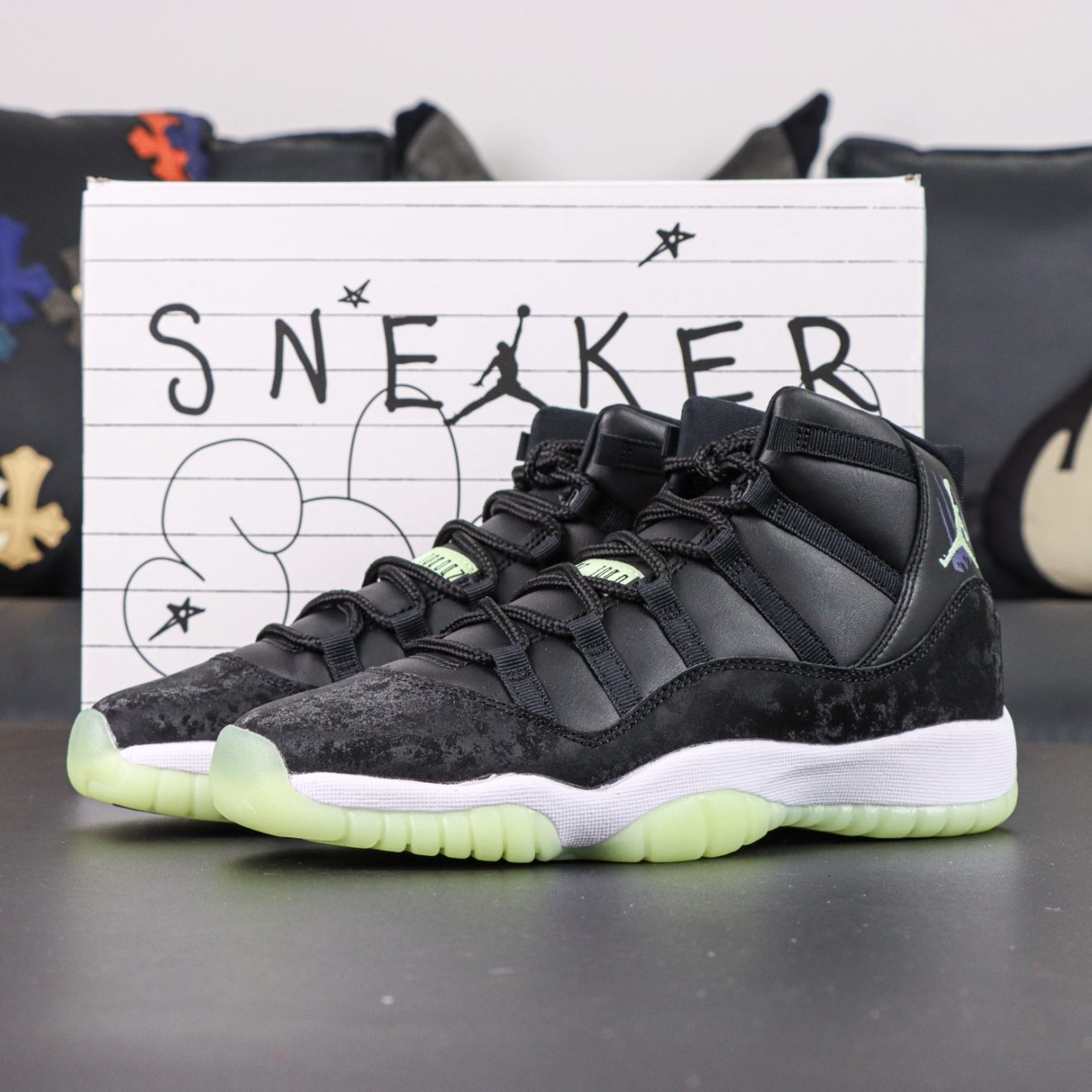 jordan-11-black-barely-volt-reps-back