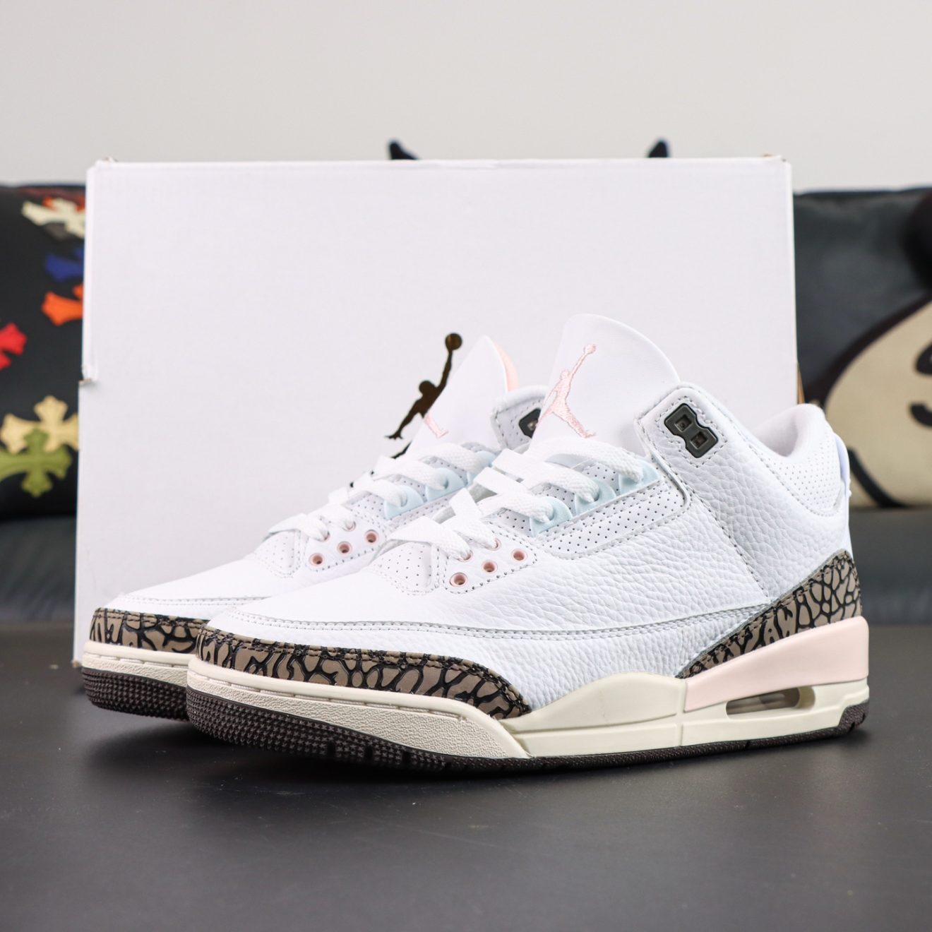Air Jordan 3 Retro Neapolitan Dark Mocha