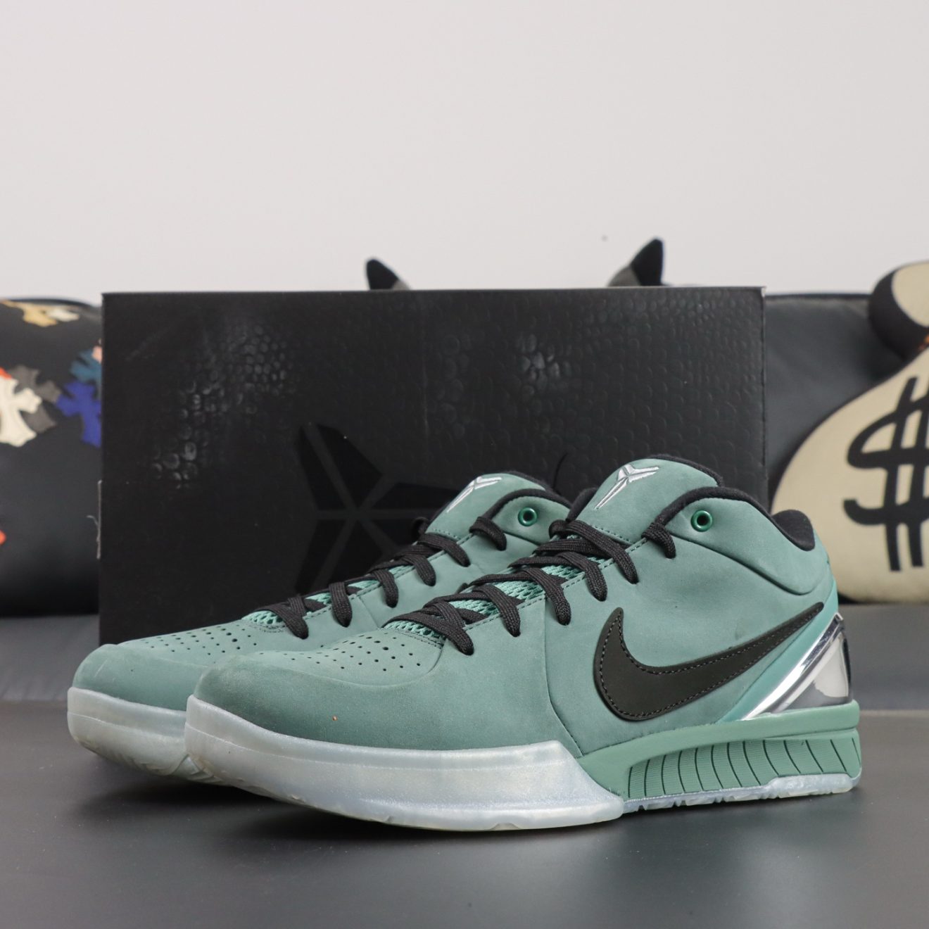kobe 4