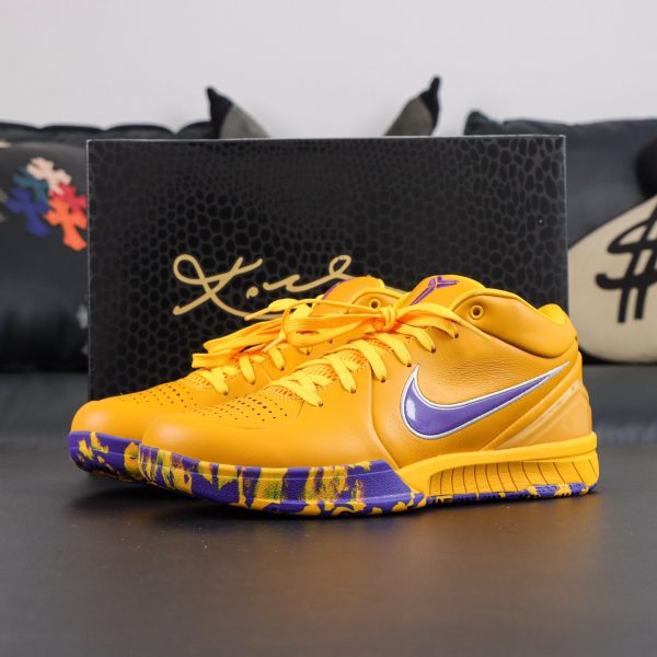 Kobe 4 Draft Day Lakers Reps with box