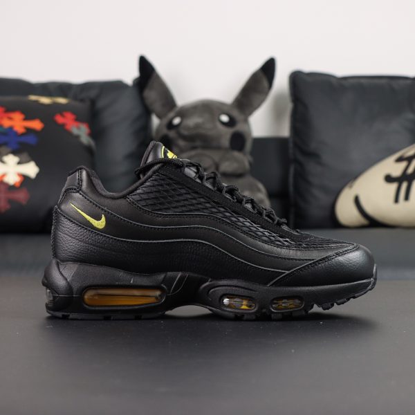 Inside profile of Air Max 95 Corteiz reps with signature mesh and neon accents
