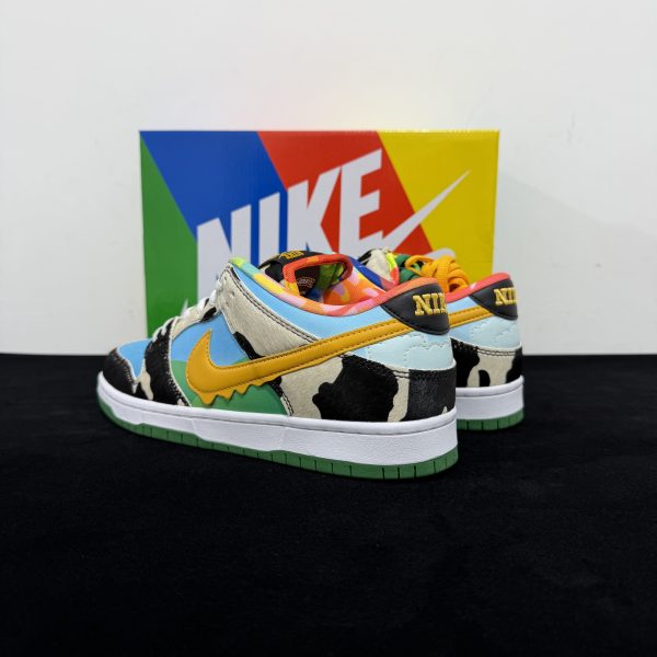 Angled heel view of Dunk Chunky Dunky Reps showing layered design