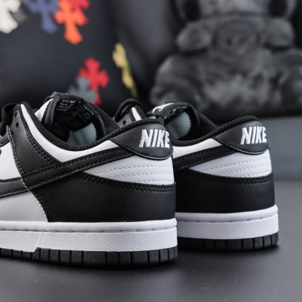 Heel side detail of Panda Dunk reps showing embroidered tab