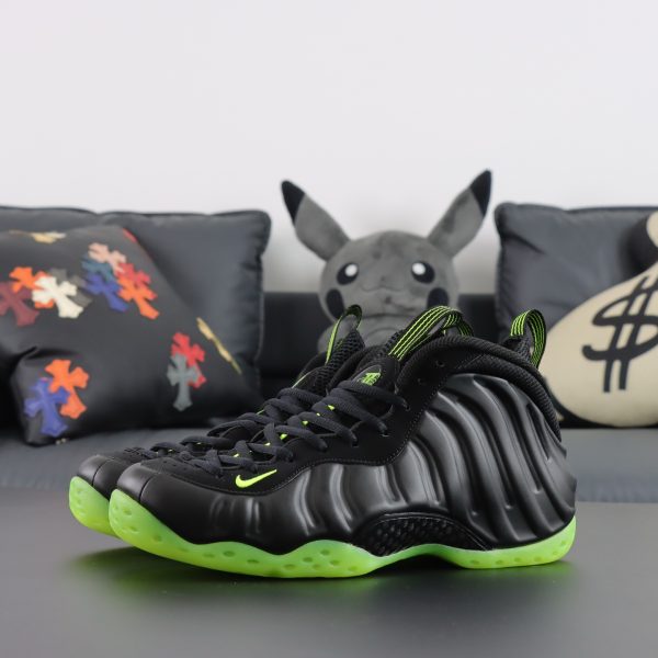 Side view of Foamposite One Green Goblin Reps