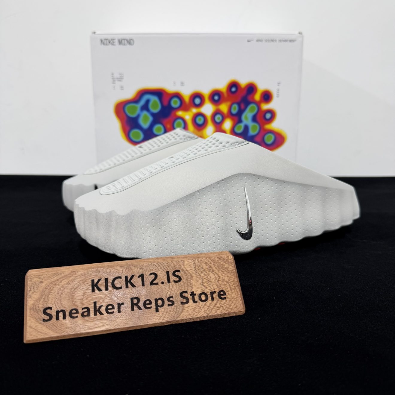 Nike Mind 001 grey reps placed with pressure map background
