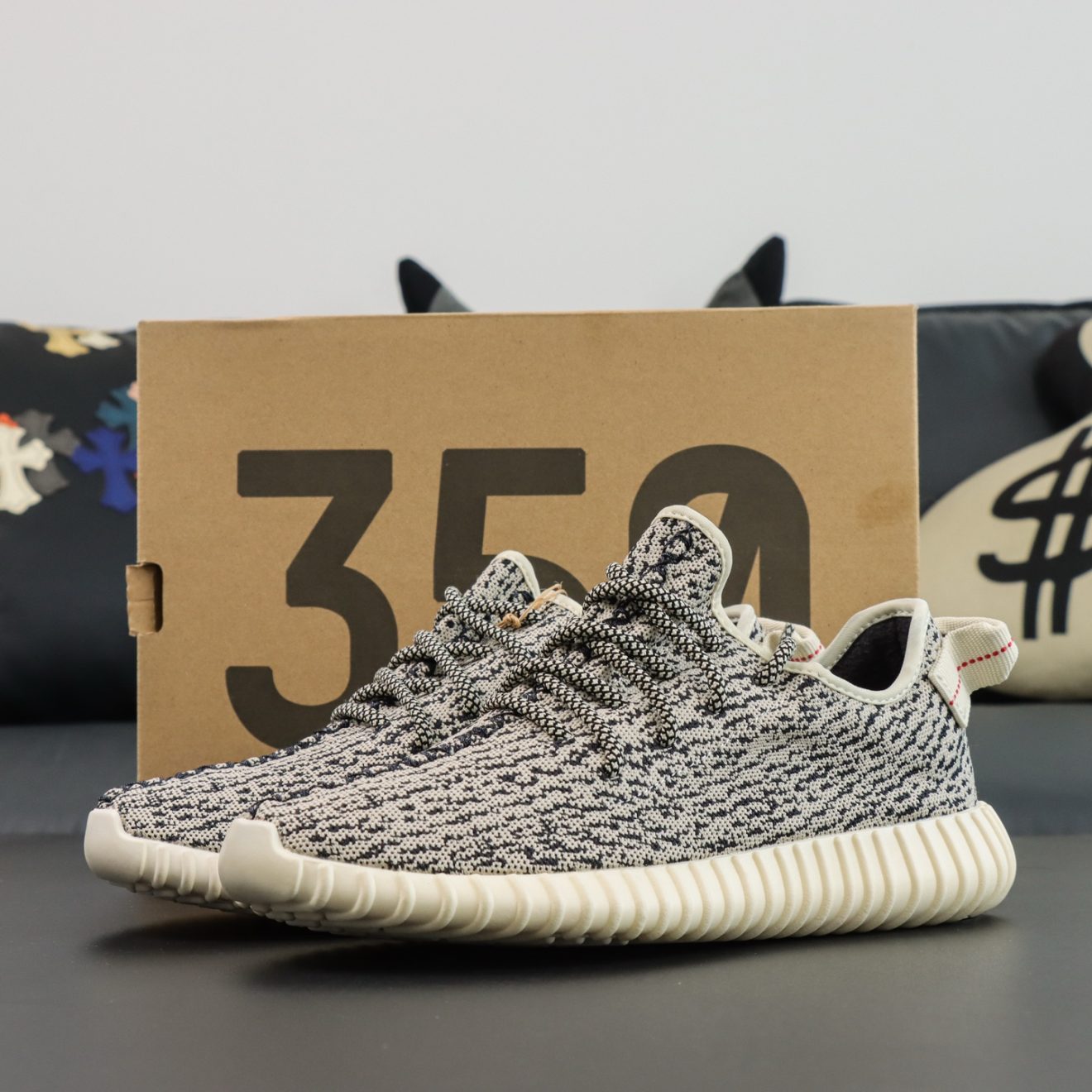 Yeezy 350 Turtle Dove reps with patterned upper and original box