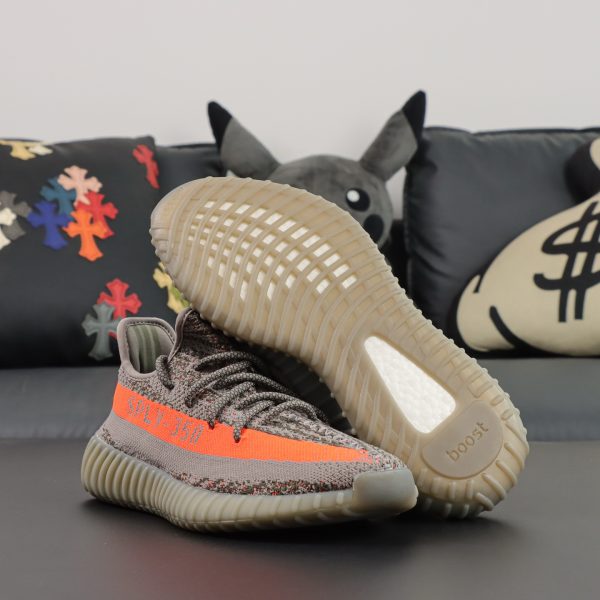 Semi-translucent outsole of Yeezy 350 Beluga reps with ribbed traction