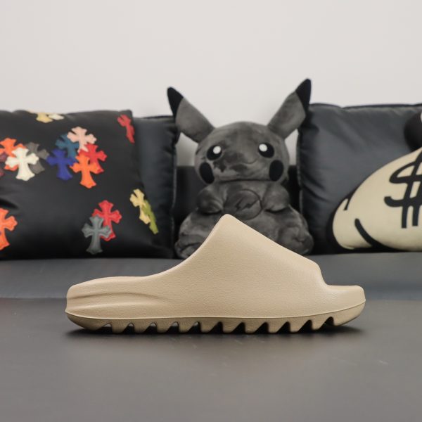 Outside angle of Yeezy Slide Pure EVA slide