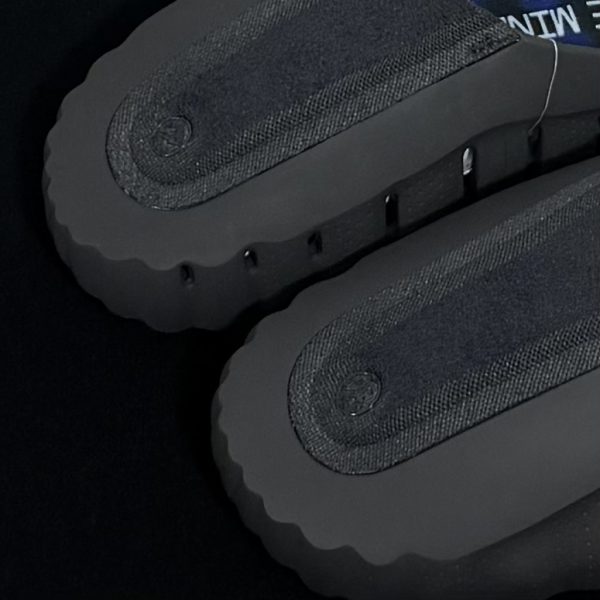 Close-up of toebox on Nike x Fragment Design Mind 001 Reps