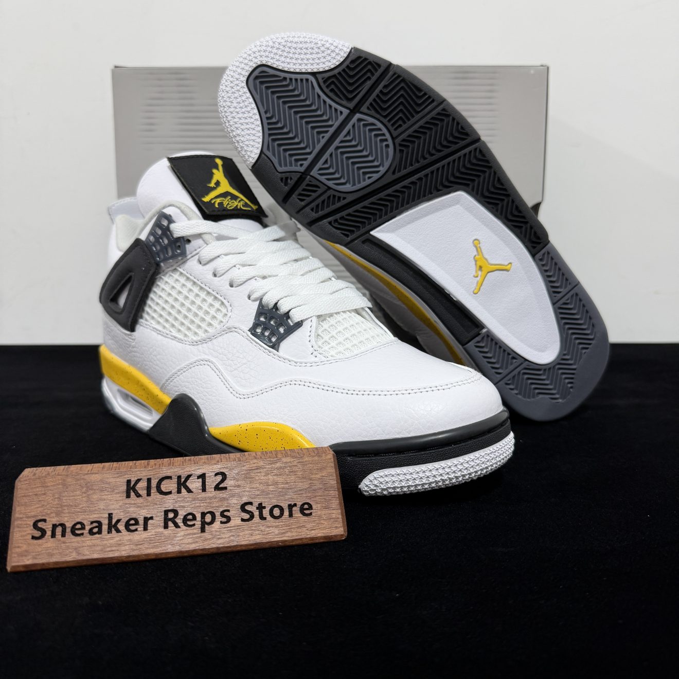 Outsole of Jordan 4 Rare Air Tour Yellow Reps