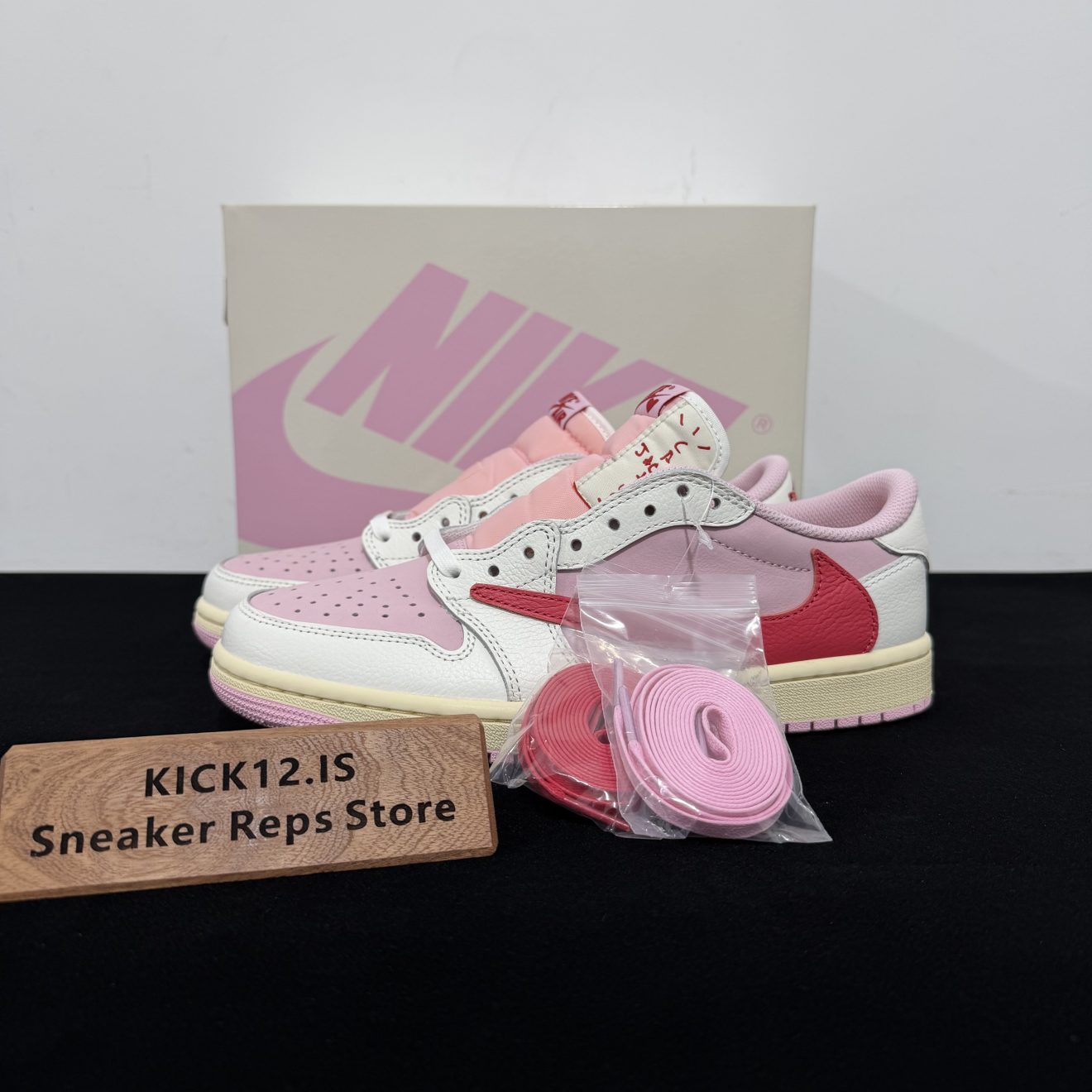 Travis Scott x Air Jordan 1 Tropical Pink Reps